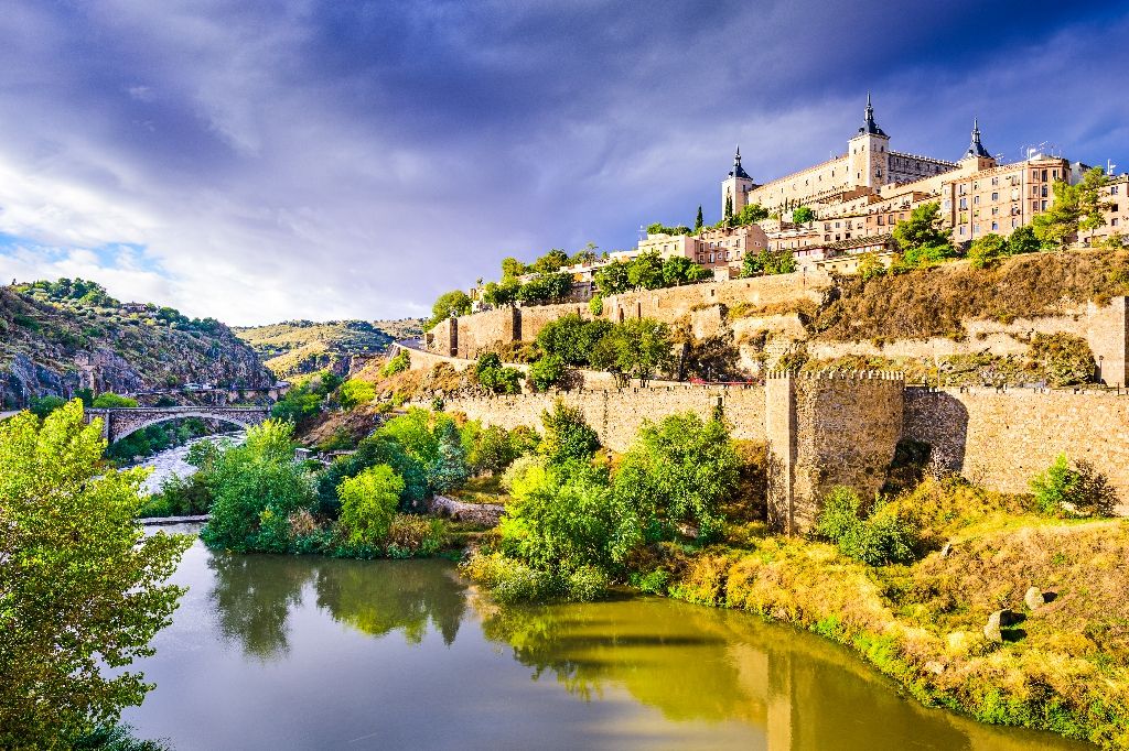 Toledo,,Spain,Old,Town,Skyline.